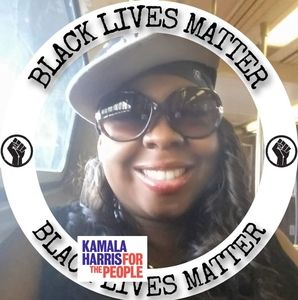 Meet your Posher, Stacie